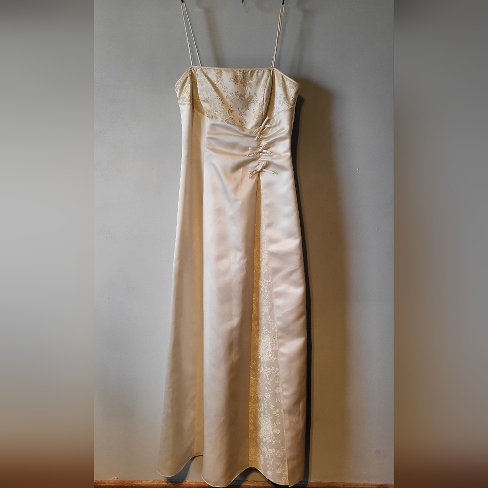 Zum Zum size 3-4 white prom dress